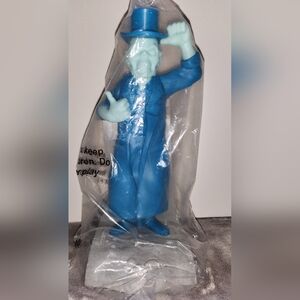 Disney Haunted Mansion 50th Anniversary Hitchhiking Ghost Ezra Light up Glow Sip